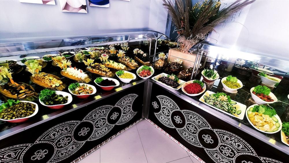 Kleopatra Arsi Hotell